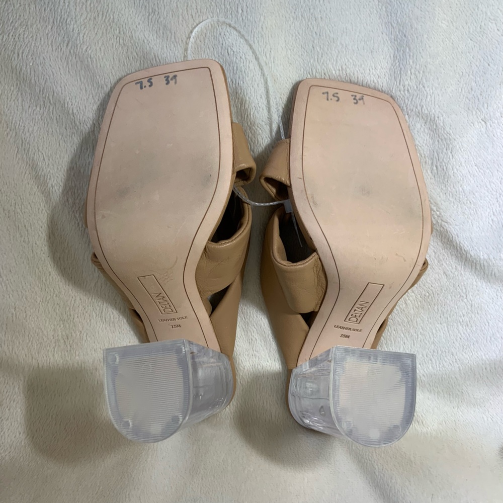 NEW Deltan “Kira” Puffy Tan Leather Square Toe Sandals Acrylic Clear Heels NWOT - Picture 9 of 10